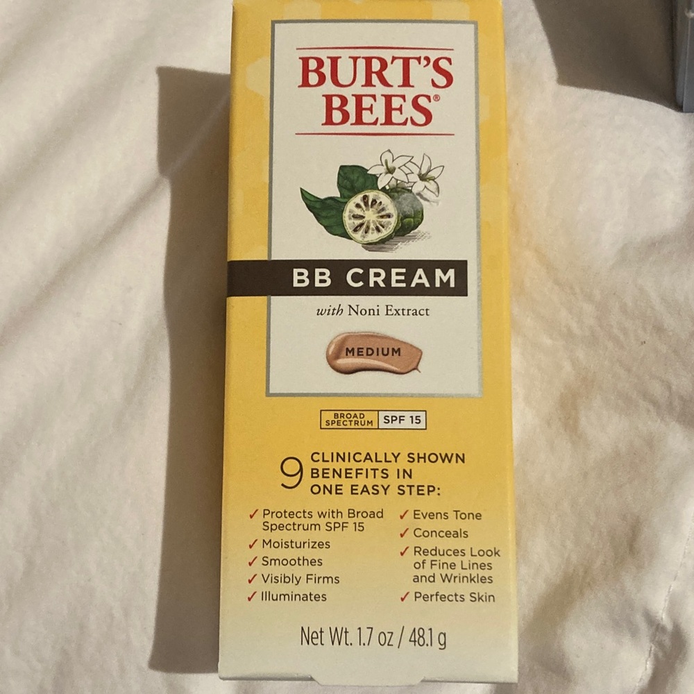 L’Oréal night cream, “hers” , Burt’s bees , Arches&Halos - Picture 4 of 5